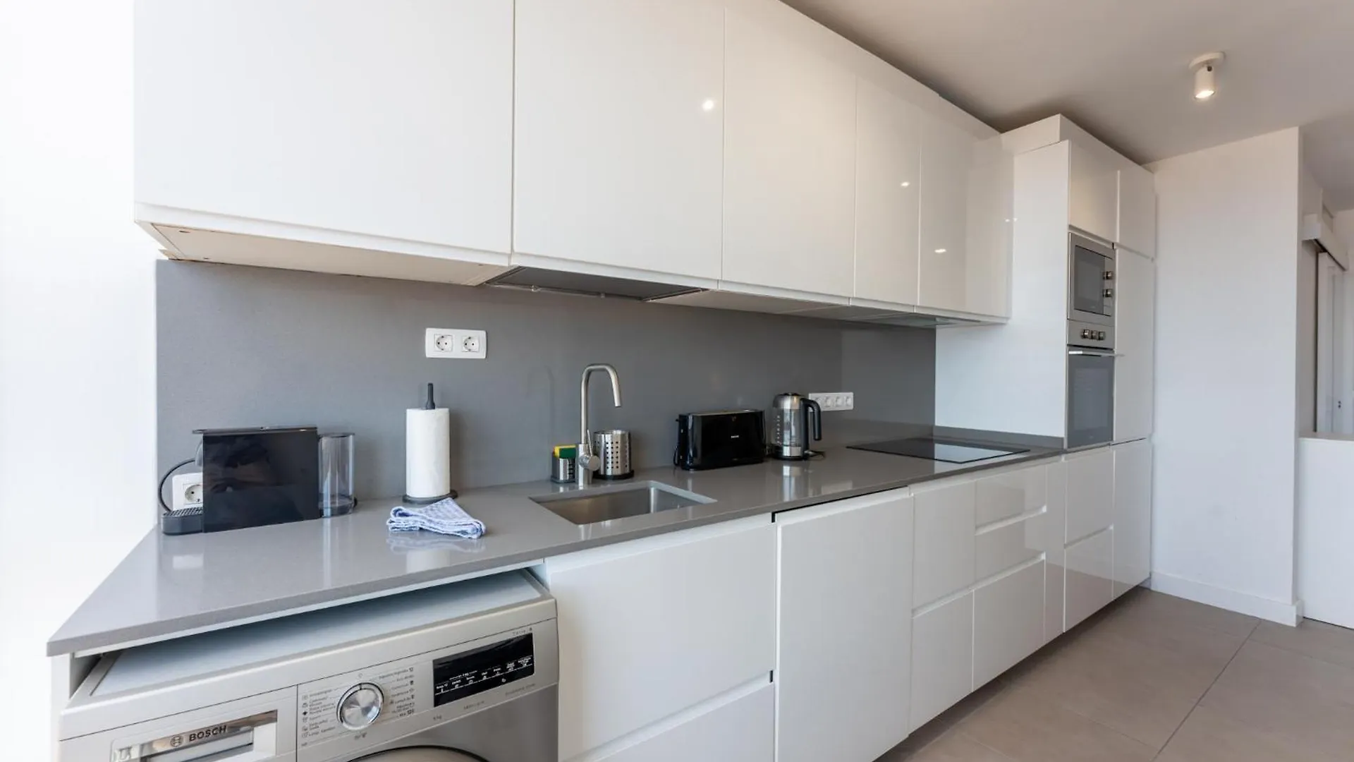 Callao Sunset Apartment, Sea View And Pool 칼라오살바헤 0*,  스페인